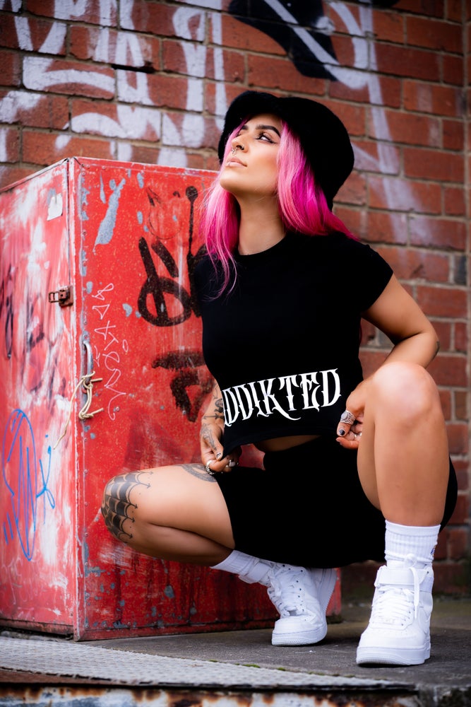 Load image into Gallery viewer, ATI Womens Crop - Black Tee (LGE Print)